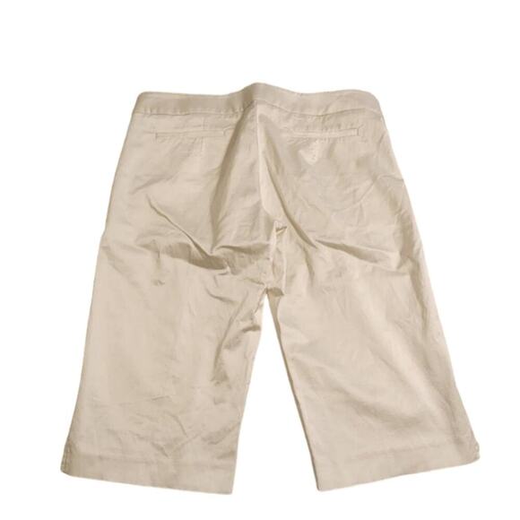 Bebe white satin Bermuda Dressy Vacation shorts size 10 - Picture 3 of 9